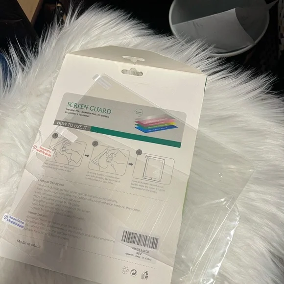 Screen protector - Picture 2 of 2